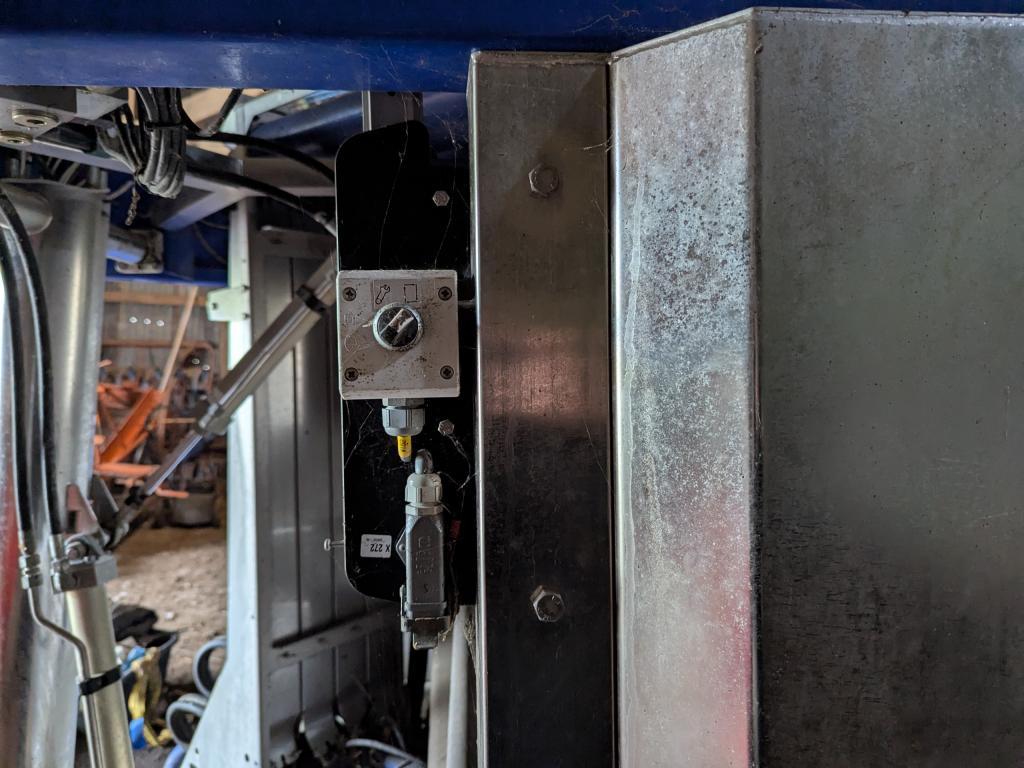 Melkerobot (delemaskin) m/utstyr