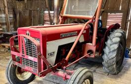 International Harvester 276