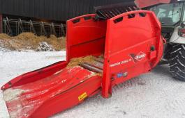 Kuhn primer 2060m halmblåser