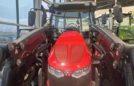 Massey Ferguson 5713 S Dyna-4