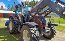 Valtra N104 m/Valtra 46 laster